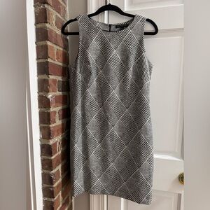 Banana Republic Factory Houndstooth Dress